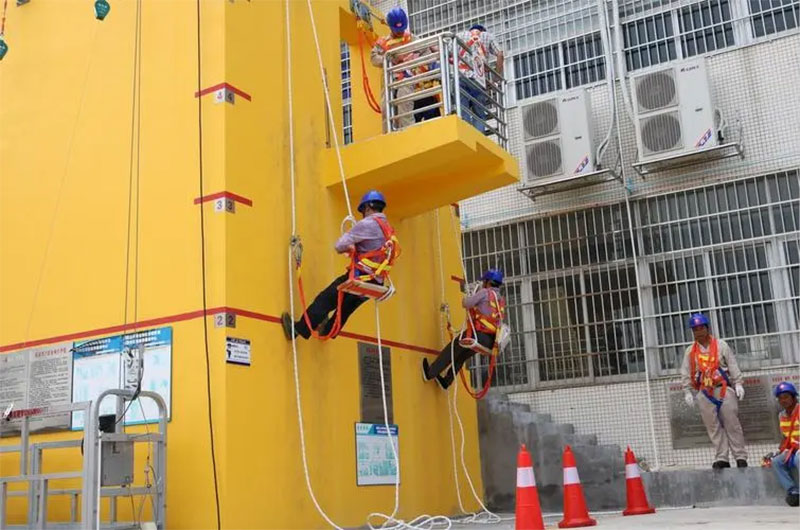 �����뿼�Ǹ��C�����k��