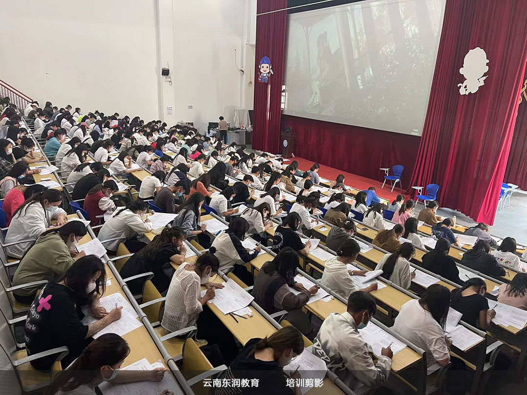 ���ϖ|����Ӗ�WУ�����T������Ӗ�F��